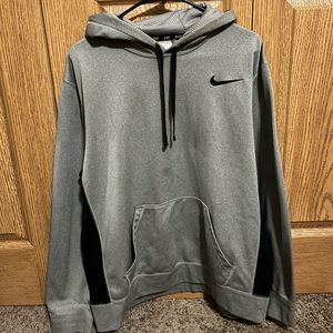 Men’s Nike Sweatshirt